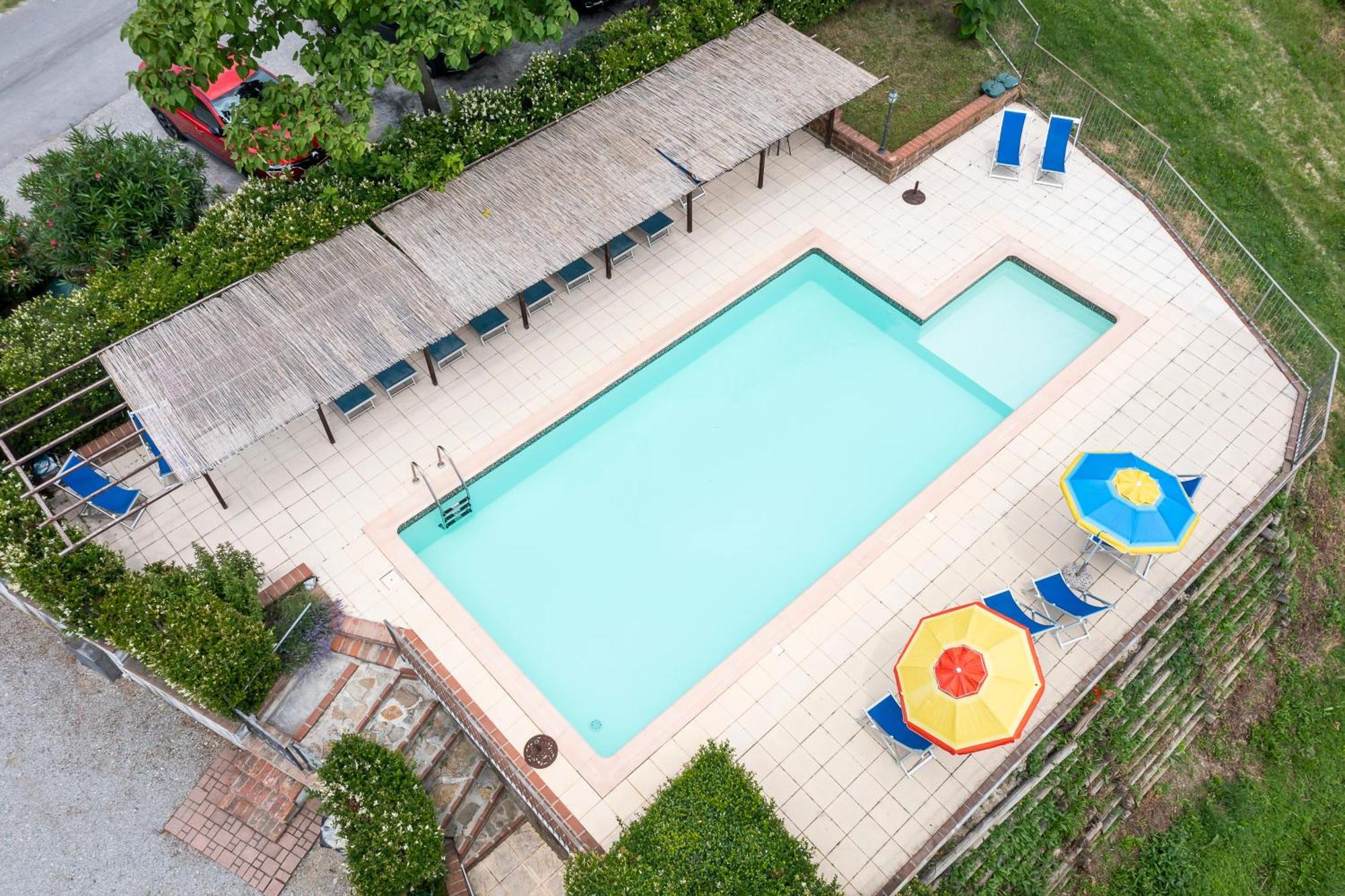 Agriturismo Cantine Bevione - Family Apartments Farigliano ภายนอก รูปภาพ