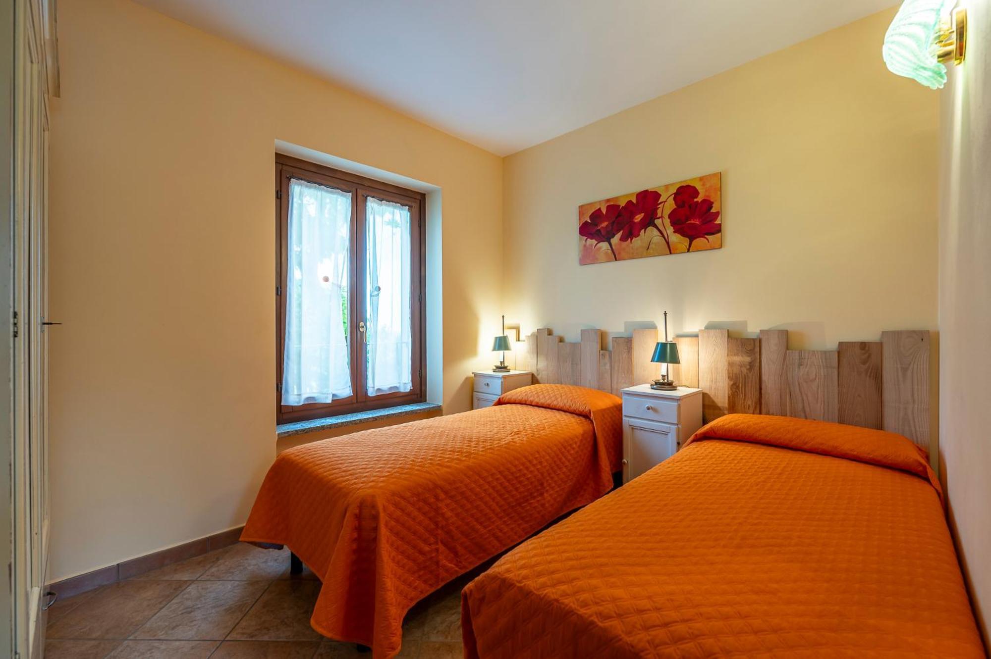 Agriturismo Cantine Bevione - Family Apartments Farigliano ภายนอก รูปภาพ